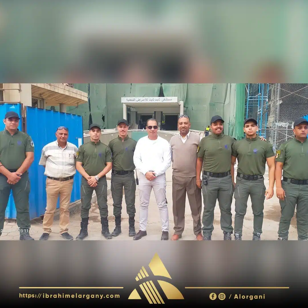 محافظ الجيزة و نائب وزيرة الصحة و رئيس جامعة القاهرة أثناء الزيارة المفاجأة لمستشفي